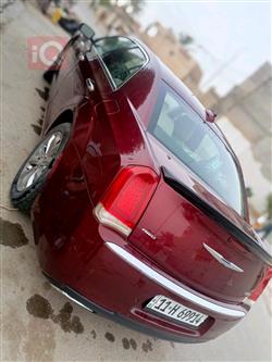 كرايسلر 300